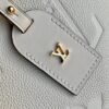 95A3ED41-E55A-F7F7-752F-71053D4719B6.jpg Louis Vuitton M46293 CarryAll PM