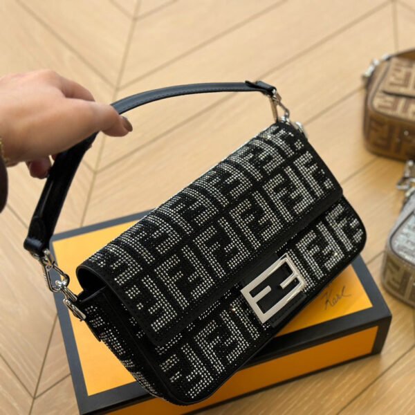 Fendi Baguette Medium
