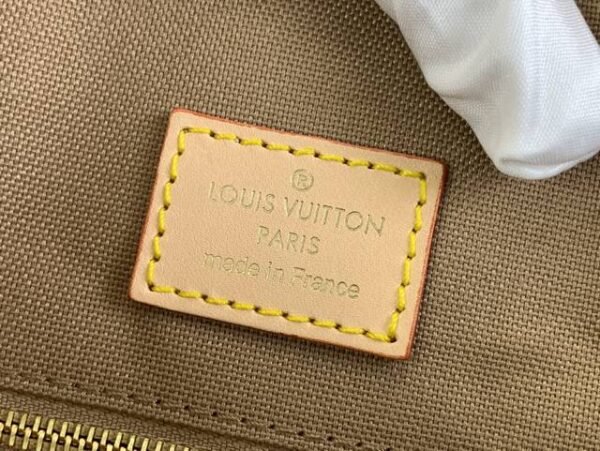 9753BBEB-44B7-A493-2B6C-DE4FB6784CD1.jpg Louis Vuitton OnTheGo MM M46912