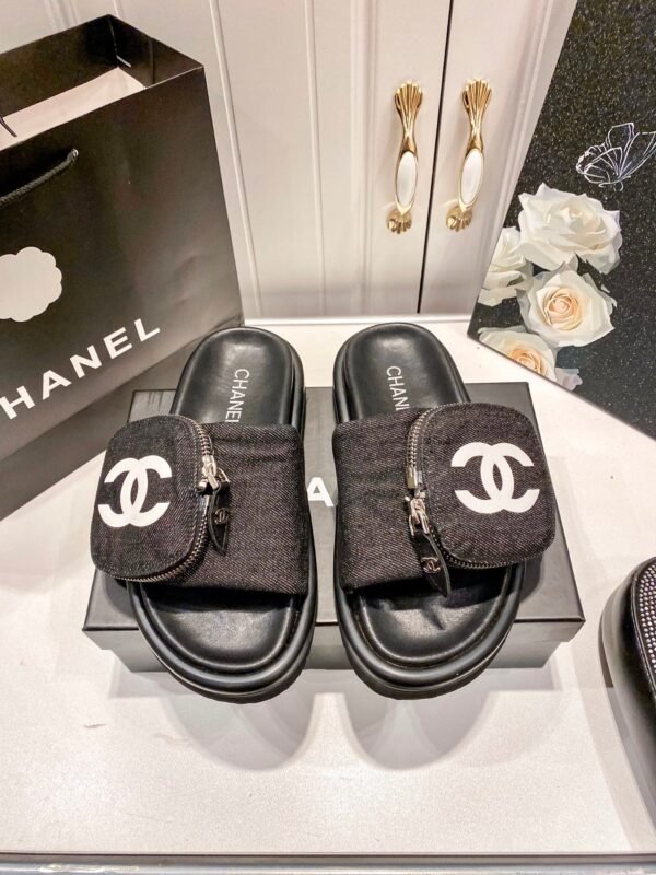 Chanel Women's Logo 25ss CC Sandal