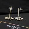 98BCE1C7-7814-7AB8-5A73-ADB9F10B0978.jpg CC Earrings 0016