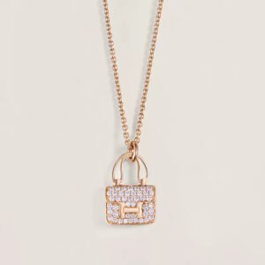 Amulettes Constance pendant