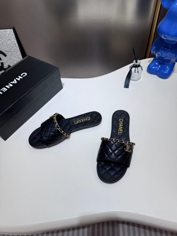 Chanel Women's Logo 25ss CC Sandal
