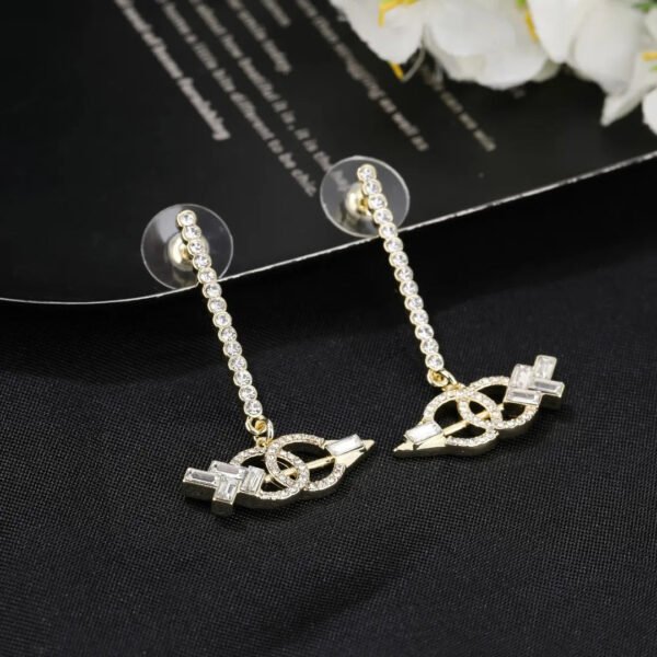 9E9BE0DB-96AB-053C-1A4C-002603004499.jpg CC Earrings 0016