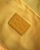 9EF4606E-CBF8-245B-3689-561A28C36B83.jpg Louis Vuitton M13166 Keepall Bandoulière 25