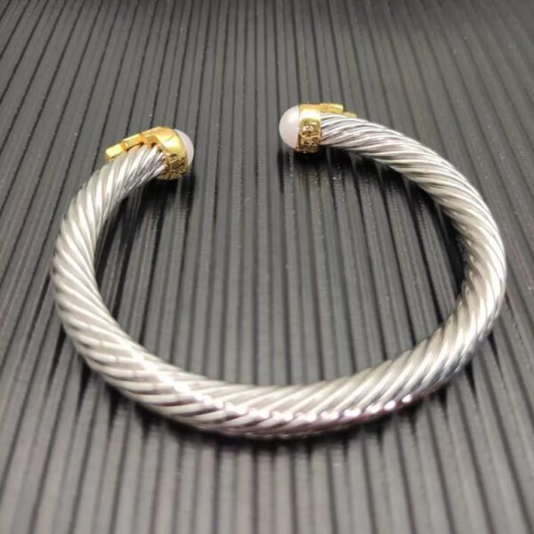 7mm Cable Bracelet with Pearls & Diamond Accents ??Gold Cap