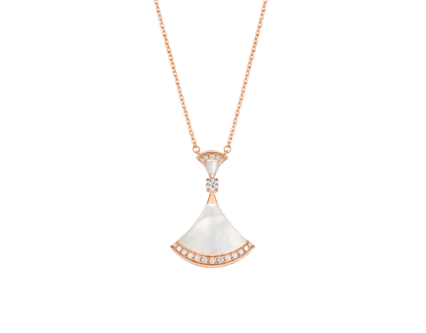 A05B50E7-3FF3-07F0-5D15-3E7B41C4B3D1.png Bvlgari Divas' Dream Necklace