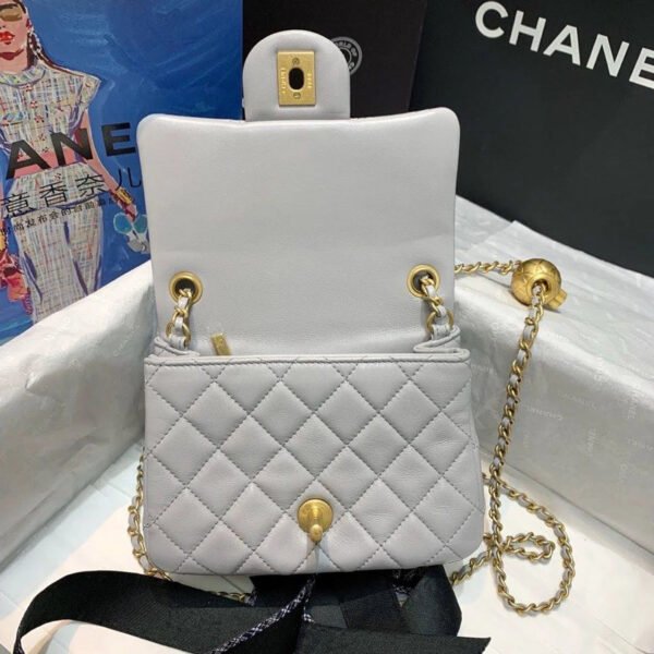 A14A00EC-CC6F-30E8-38B1-C10B792EAAD1.jpg Chanel Classic Flap With Charm Chain With CC Details On Strap Bag 17cm/7inch Gold Hardware Grey