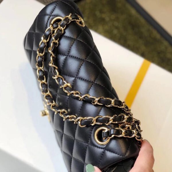 A283D0C0-EAAD-B7C0-9D0A-91B4836B2E05.jpg Chanel Small Classic Handbag Lambskin & Gold Metal A01113