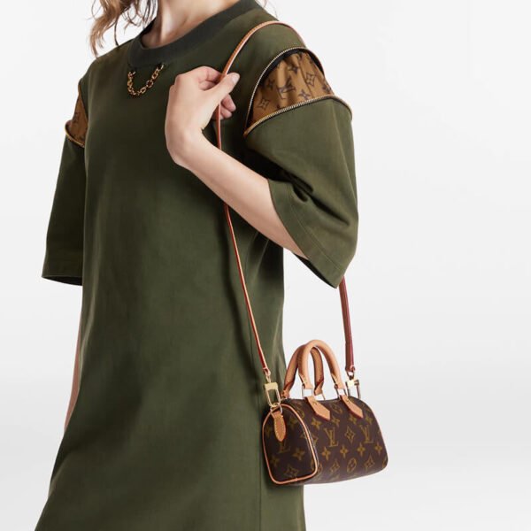 A2E633CC-08A1-1840-E1EA-790E8D13BB48.jpg Louis Vuitton Nano Speedy M81085