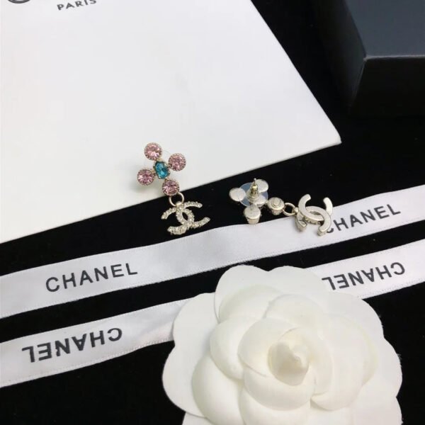 A3501A0E-7E9B-8FF4-9524-D415F006F421_d8b92c9d-f4bb-4911-bc08-0dd123c86e98.jpg cc Earrings