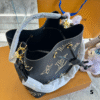 A3514AD3-CDBF-C062-CBAA-B3AF9134B4AC.png Louis Vuitton NeoNoé BB Black