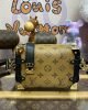 A3D974A2-5E7D-C3F2-2CCD-2EFEB33EE0DD.jpg Louis Vuitton M47139 Side Trunk PM