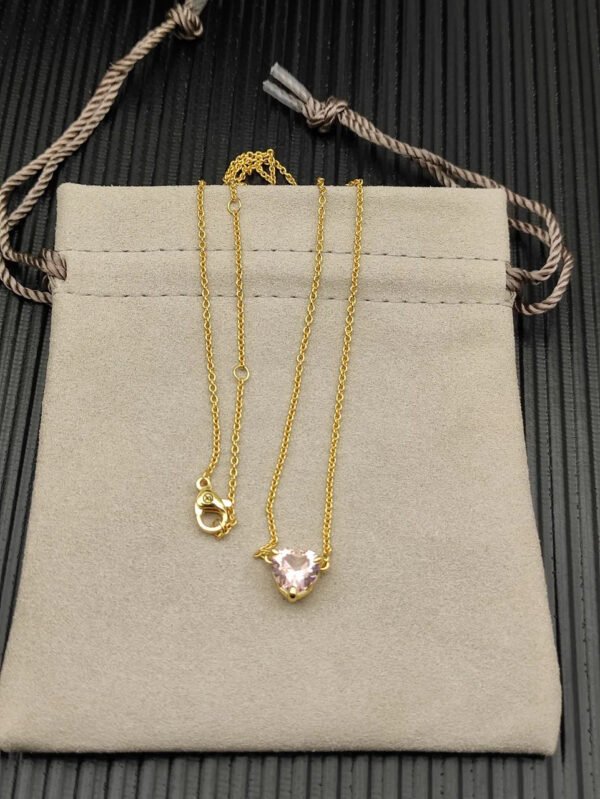 Chatelaine&reg; Heart Pendant Necklace 18K Yellow Gold with Morganite, 8mm