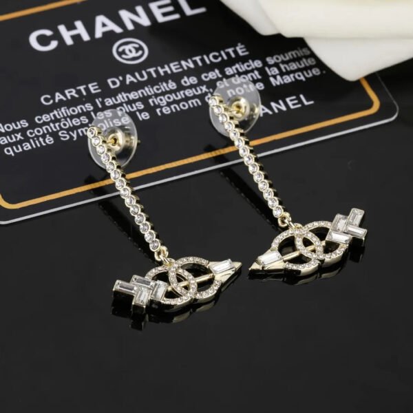 A5371686-043A-685C-7AE0-FED88CEFFD88.jpg CC Earrings 0016