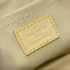 A5E37BCD-B18C-74DA-E070-5BCC4AC3BC28.jpg Louis Vuitton Toiletry Bag M11750