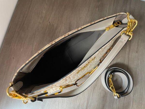 Fendi O'lock Zip Bag