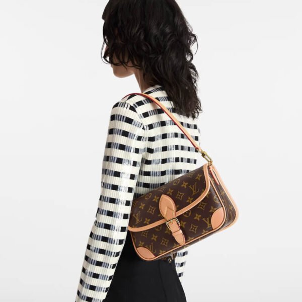 AB717417-FBA5-2776-4D8F-3E13FDC0686C.jpg Louis Vuitton Diane M45985