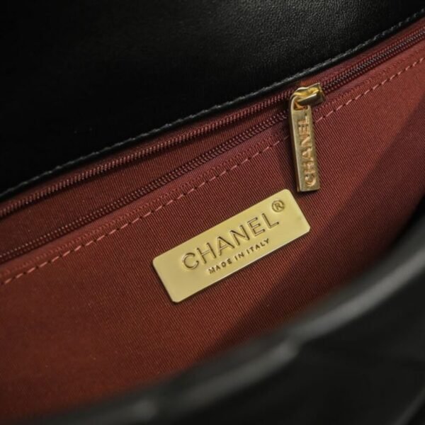 Chanel 19 Maxi Handbag AS1162