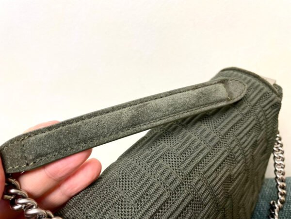 B0086C8E-4879-2E2B-A987-4A480C10BEDC.jpg Fendi Midi Baguette Chain Bag