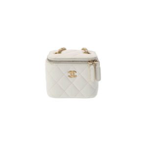 B109F1E8-4ED2-39BC-2B35-A1BD21073A8C.jpg Chanel Chain Cosmetic Bag