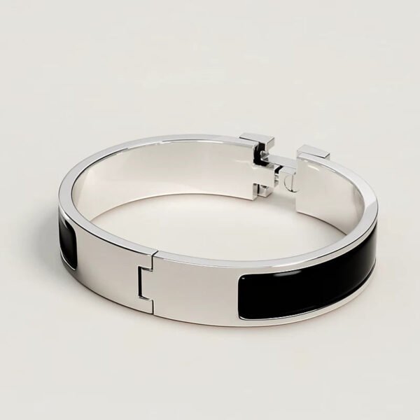 B1135158-41AA-5A8B-5A90-B7333C26BD6B.jpg Hermes Clic H bracelet