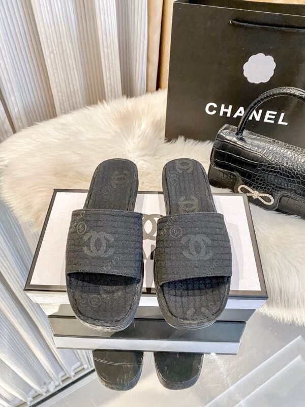 Chanel Women's Logo 25ss CC Sandal