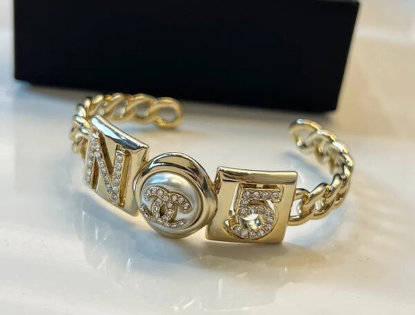 B24532CE-524F-4D19-A910-3194531211A3.jpg CC Bracelet 0018