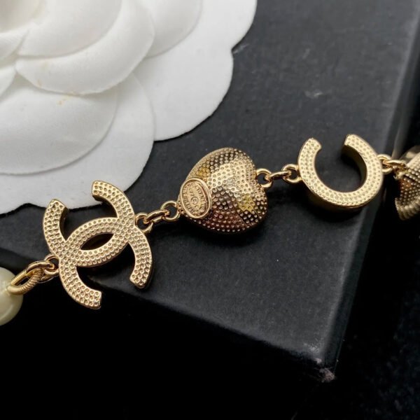 B27E6E8F-37FB-55F6-F8F8-68CE9A68D945.jpg CC Necklace 0023