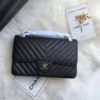 B2D7EE63-7686-DDD3-DC5B-E9E9163150A3.jpg Chanel Chevron Caviar Calfskin Class-Flap Bag A01112 Black