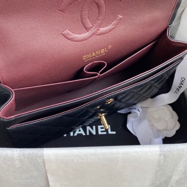 Chanel Classic Handbag Lambskin & Gold Metal A01112