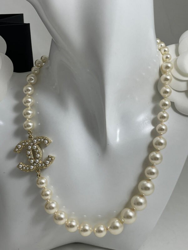 CC Pearl Choker Necklace