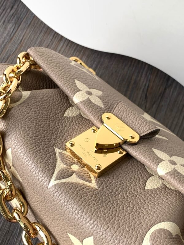 B4F21499-8B27-4CEF-AD83-4F3E000825B8.jpg Louis Vuitton M45836 Favorite