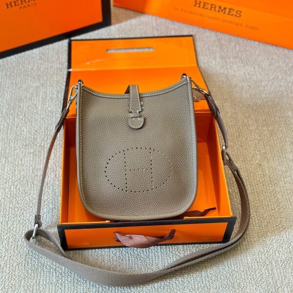 Evelyne PM Bag