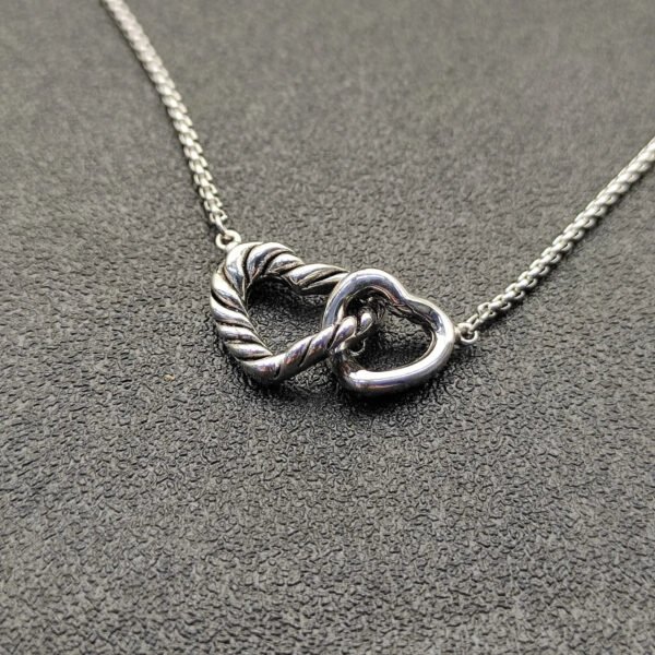 B6C8C74F-44CA-8093-6845-09A23F336038.jpg Cable Collectibles® Interlocking Heart Necklace Sterling Silver, 16.4mm