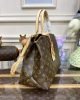 B74CC170-72C0-15C5-F0D6-2C3E973F8303.jpg Louis Vuitton Grand Palais M45898