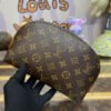 B8A60D0A-5B6D-8DC8-46F8-55E54FEE17BD.jpg Louis Vuitton Cosmetic Pouch MM M46579