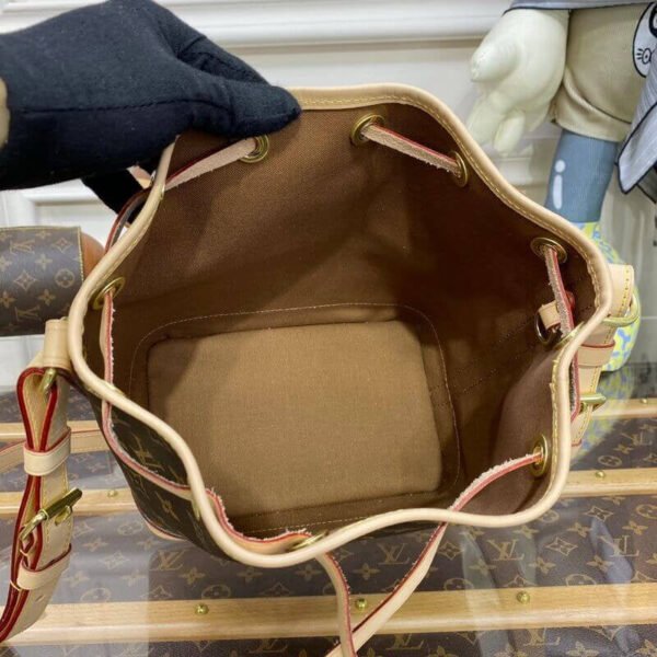 Louis Vuitton No&eacute; BB M46983