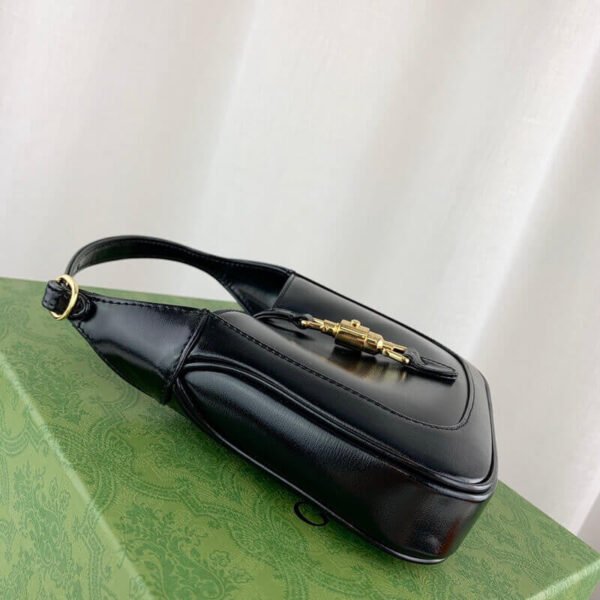 BA3F3F96-7339-1988-0180-D5DAD34B9E2B.jpg Gucci Jackie 1961 Mini