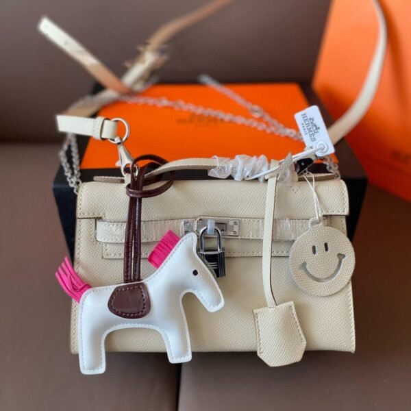 BA7F1EDC-9A44-70A4-6B74-A1649D1E2B2B.jpg Mini Kelly 20 Bag