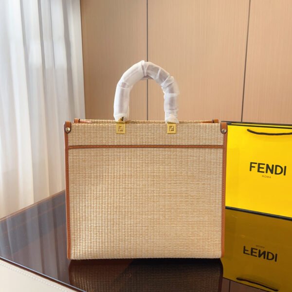 Fendi Sunshine Medium - Brown