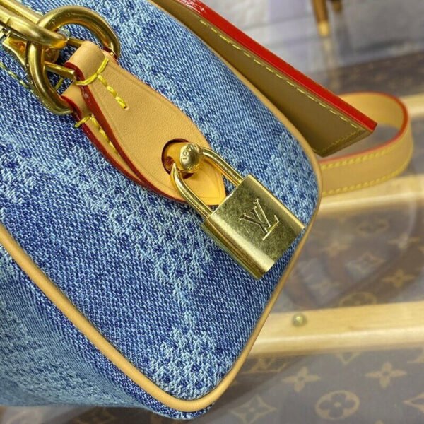 BD702D8B-BF6A-279E-5CC9-412B5500E72D.jpg Louis Vuitton Speedy 18 Bandoulière N40682