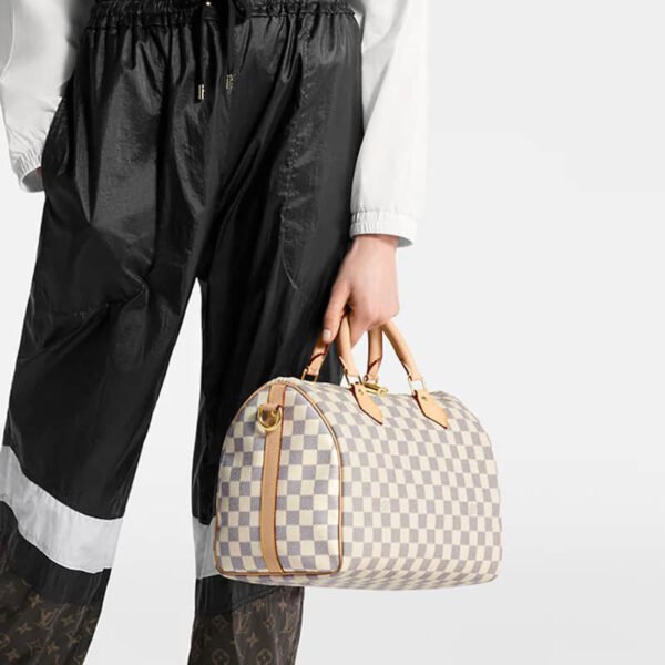 BD7BB33F-A438-1640-7699-48D05F9D2F94.jpg Louis Vuitton Speedy Bandoulière 30 N40592