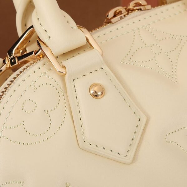BE2CF129-5344-1F91-A04B-07F7FCBCA3C4.jpg Louis Vuitton Alma BB M59821