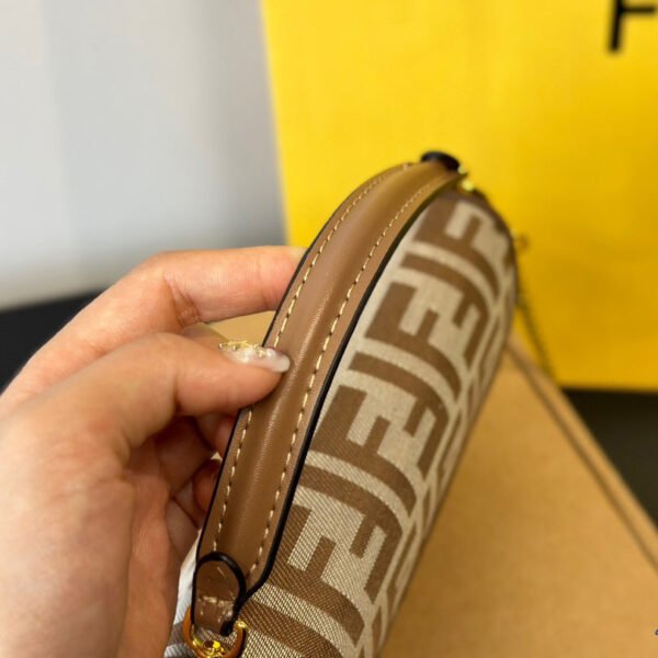 Fendi Baguette Mini