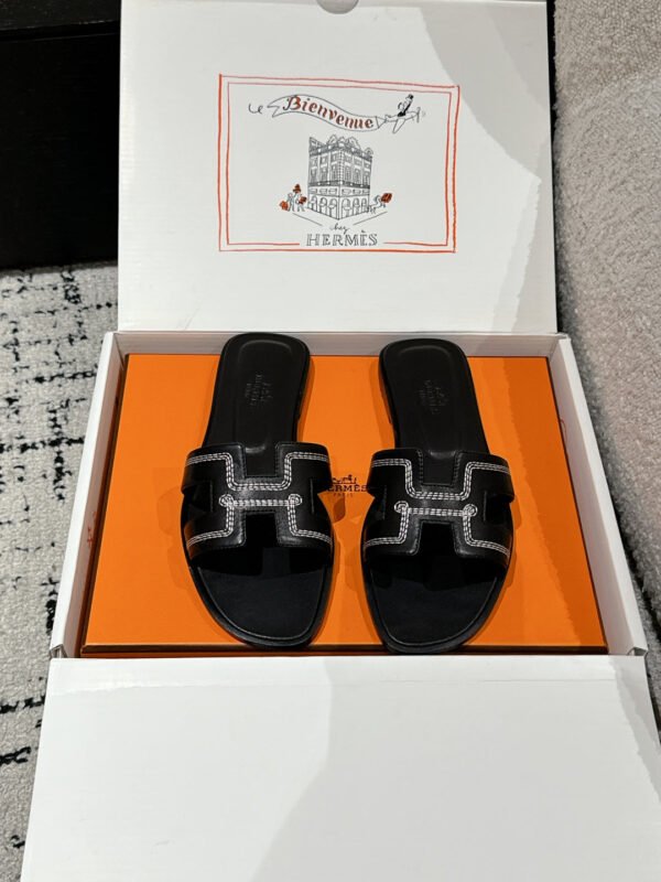Hermes Women's Oran Sandal
