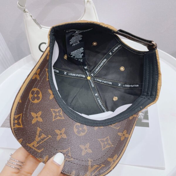 BFEFA3B3-ACA1-1F58-9543-631026157E29.jpg New Stitching Presbyopia Fisherman Cap - Brown