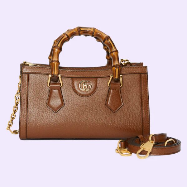 BFFAD66F-21CA-FE5F-F228-992D2A1DE981_326ecd78-6789-46b1-8969-c4ff590c1986.jpg DIANA SMALL SHOULDER BAG
