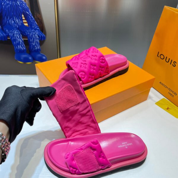 Louis Vuitton Women's Pool Pillow Comfort Sandal