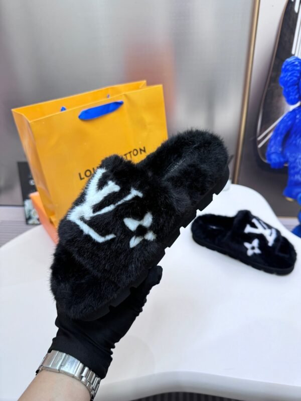 Louis Vuitton Women's Pool Pillow Comfort Sandal